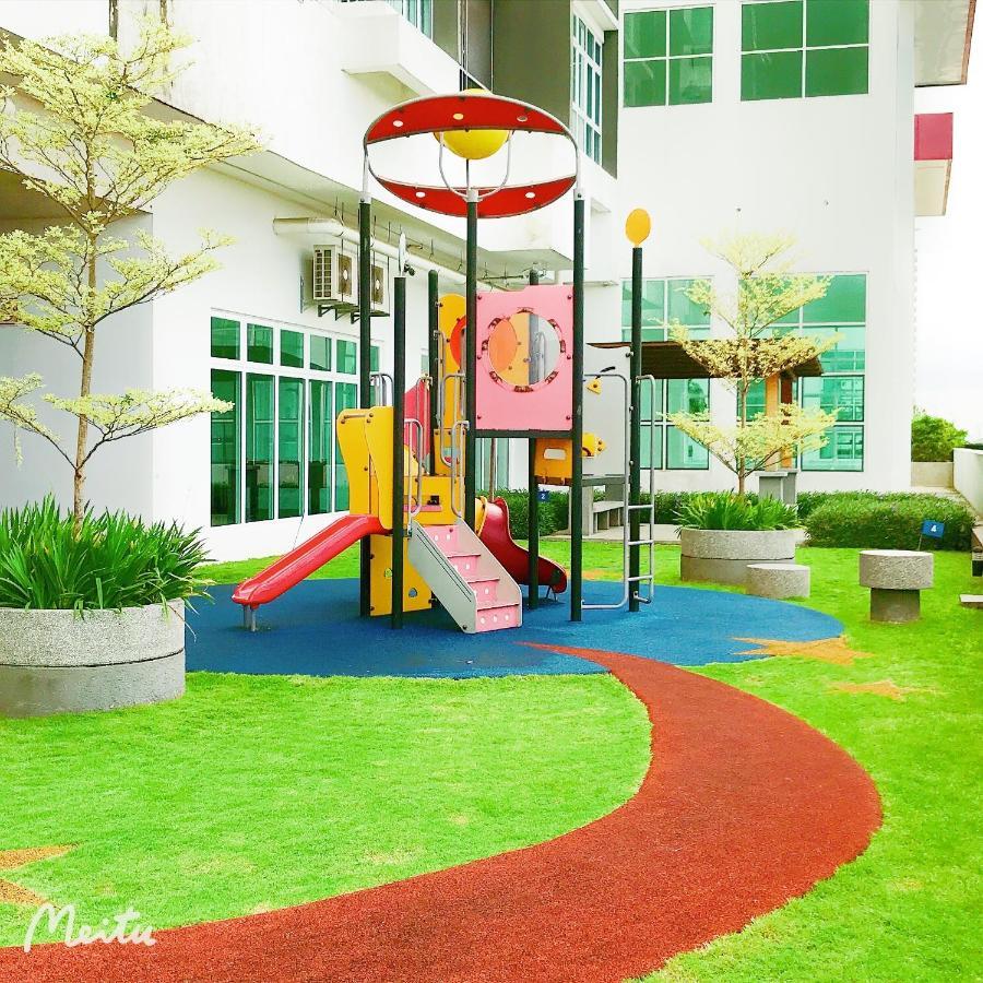 شقة Twin Galaxy By Greatday جوهر بهرو المظهر الخارجي الصورة